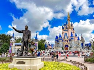 New Hello Kitty Popcorn Bucket Arrives at Universal Studios Florida - WDW  News Today