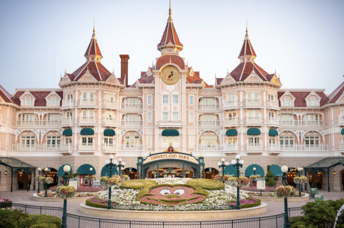 We Bet You’ve Never Seen Better HIDDEN Disney Hotel Details in Your LIFE!