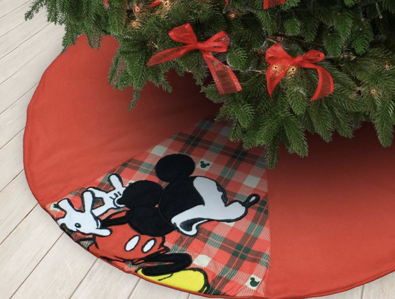 2023 target mickey plaid tree skirt - AllEars.Net