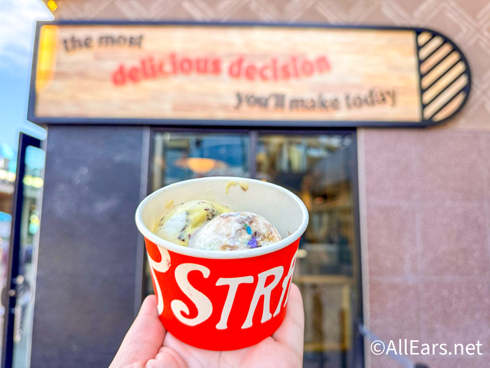 FIVE (!!!) New Ice Cream Flavors Just Arrived in Disney World, and We Have THOUGHTS.