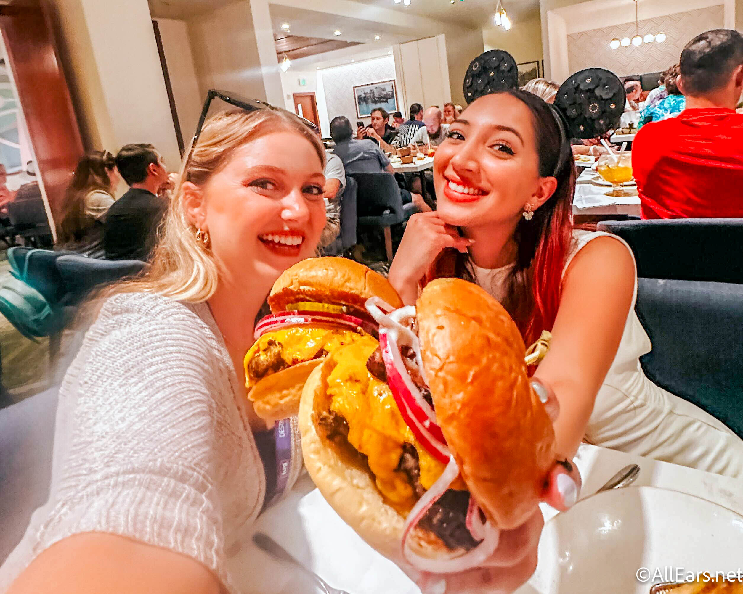 The Best (and Worst) Places to Get a Burger at Walt Disney World According to YOU!