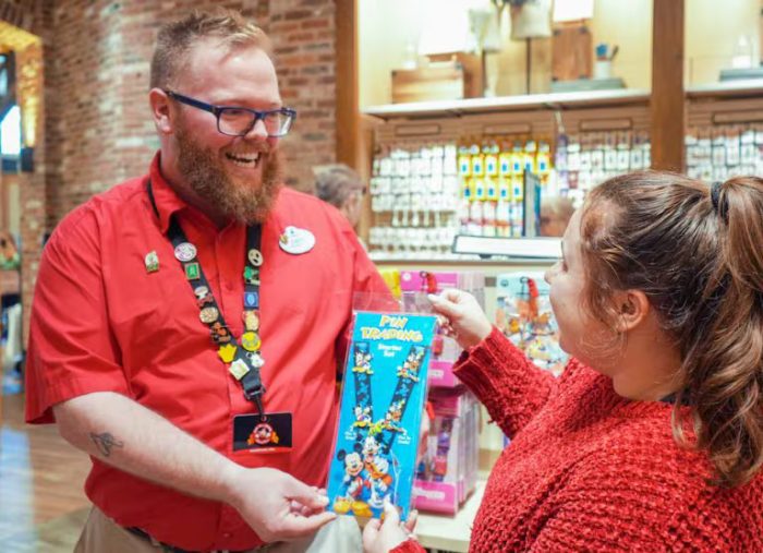 disney tourist blog pin trading