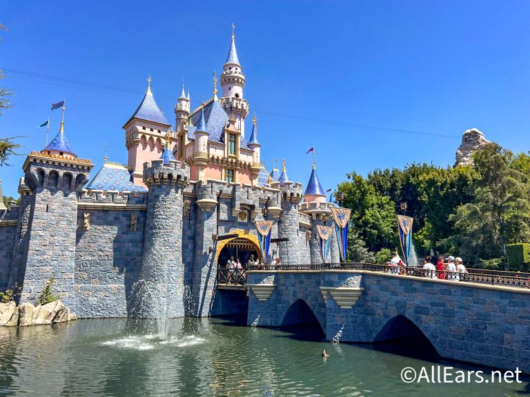 When Is Sweethearts' Nite Returning to Disneyland in 2025?
