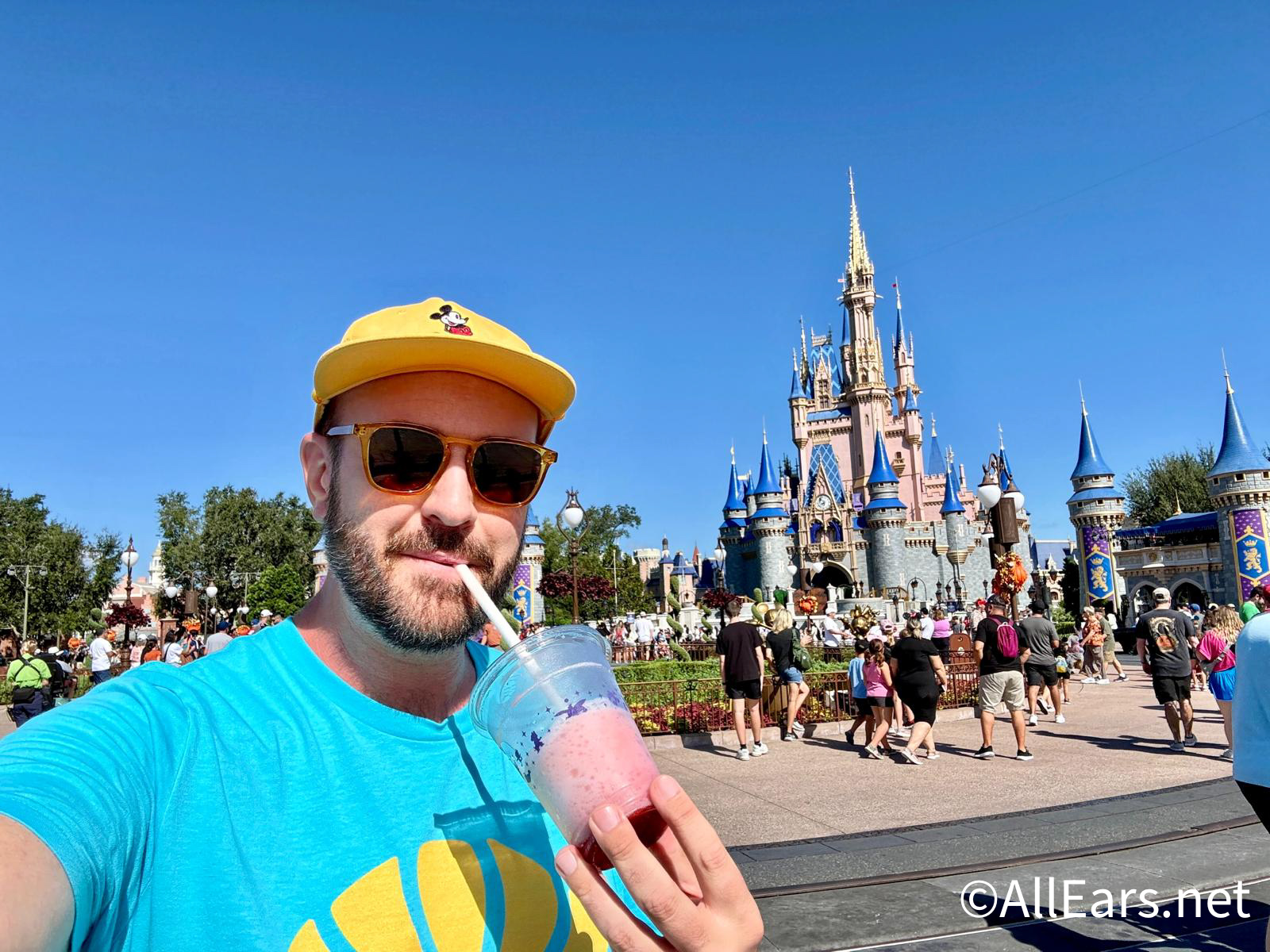 I Go To Disney World for a Living. My Boss HATES When I Do This in the