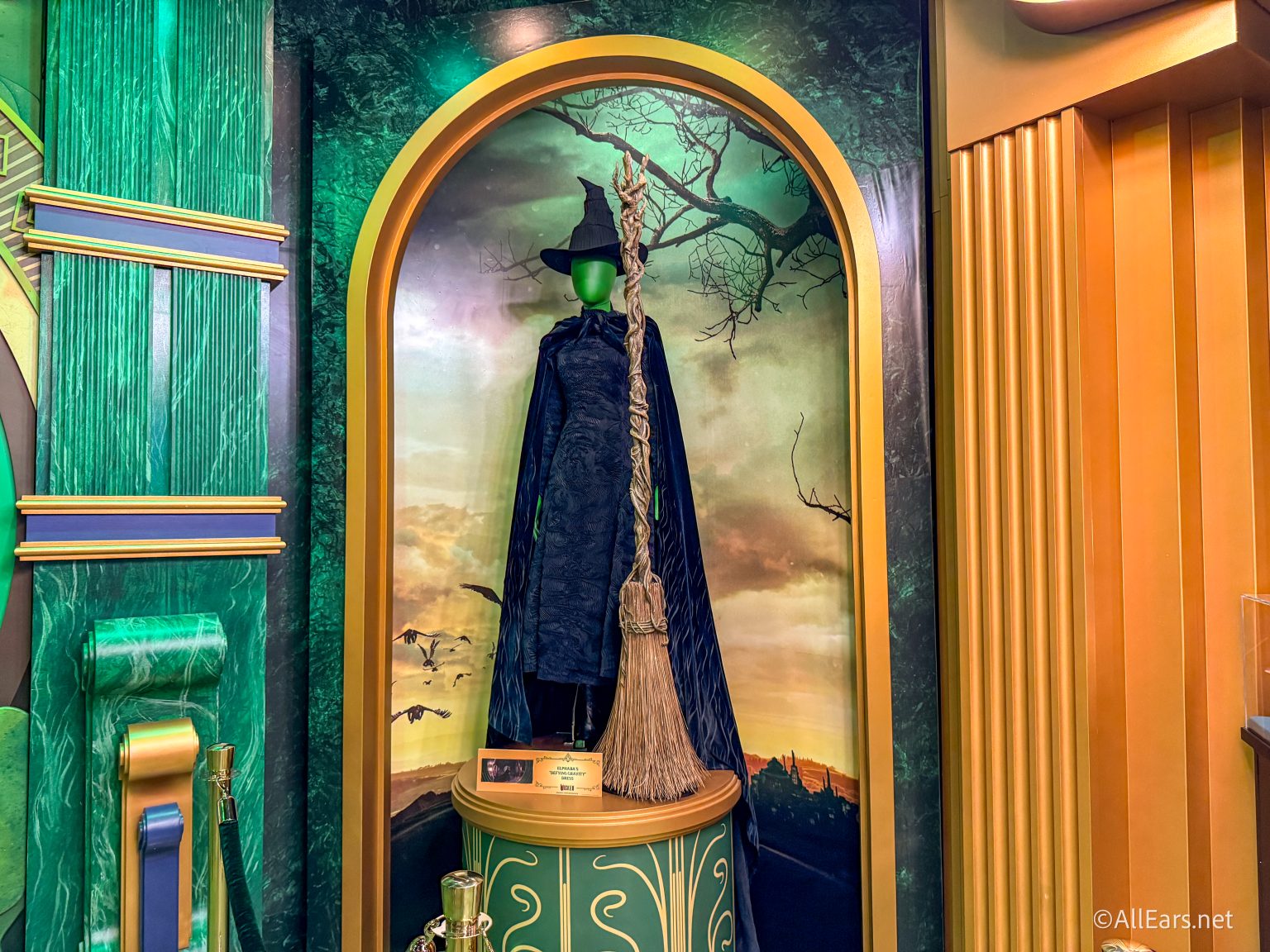 FIRST LOOK Inside the NEW Wicked Experience at Universal Orlando ...