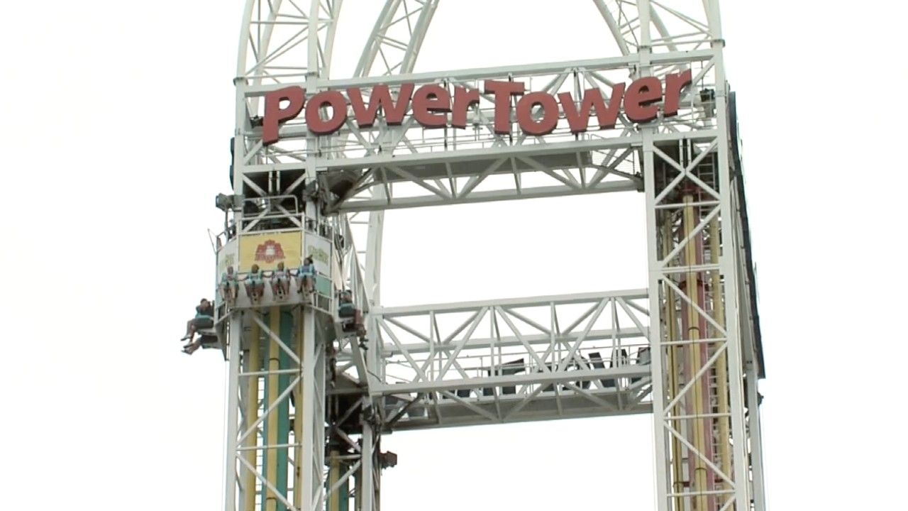 Giant Cable Falls From Theme Park Ride, Sending Guests 