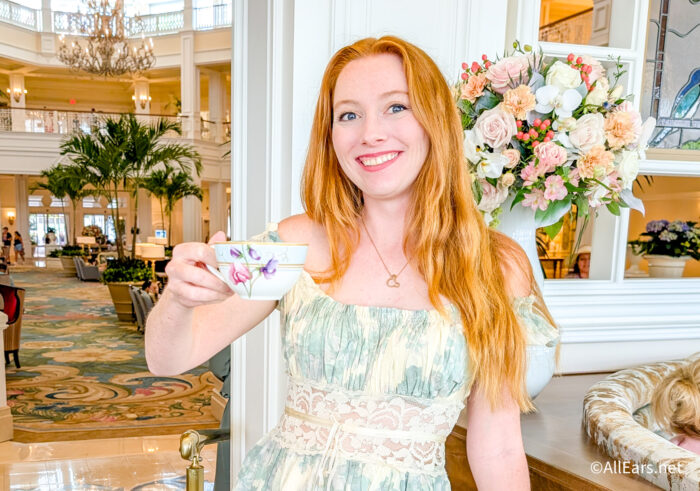 Why Disney Fans Keep Spending $79 At This Hotel Restaurant