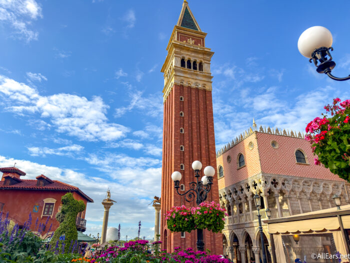 5 Things Cast Members Wish You’d Stop Doing in the Italy Pavilion