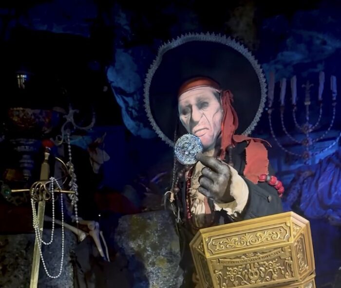 Disney Fans HATE This Controversial Pirates of the Caribbean