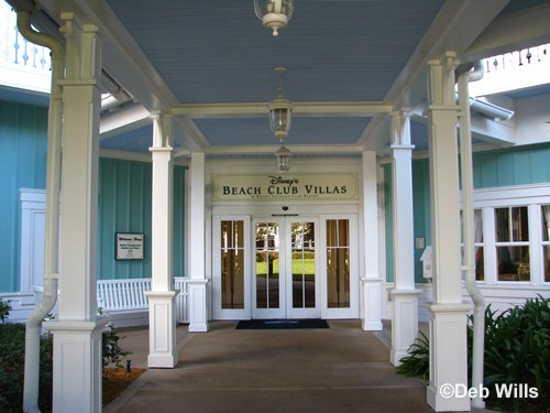Entrance to Beach Club Villas