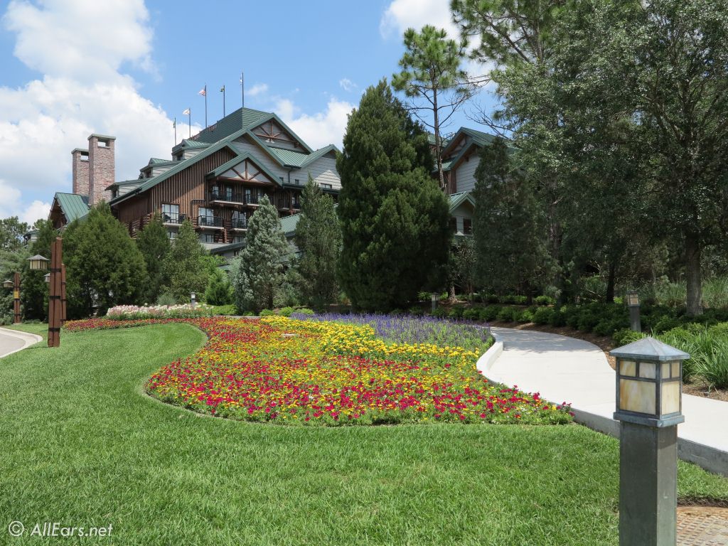 Wilderness Lodge Grounds