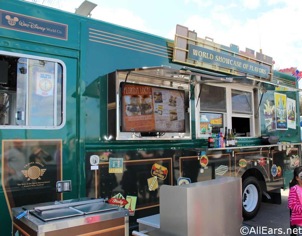 Exterior Pictures of Food Trucks Exposition Park in Walt Disney World