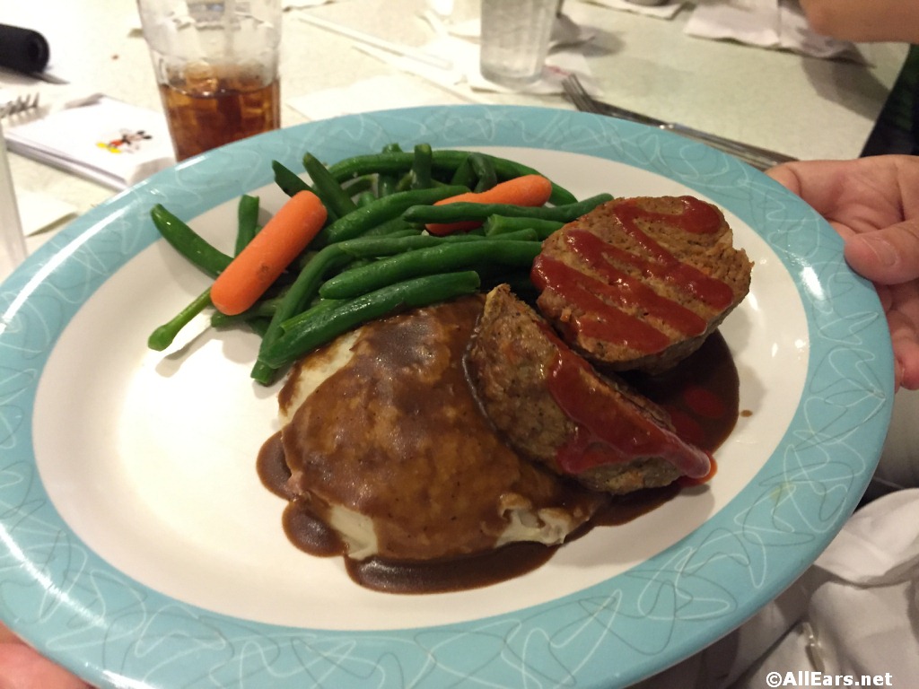 Cousin Ann's Traditional Meatloaf